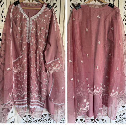 Muslin Suit- D066